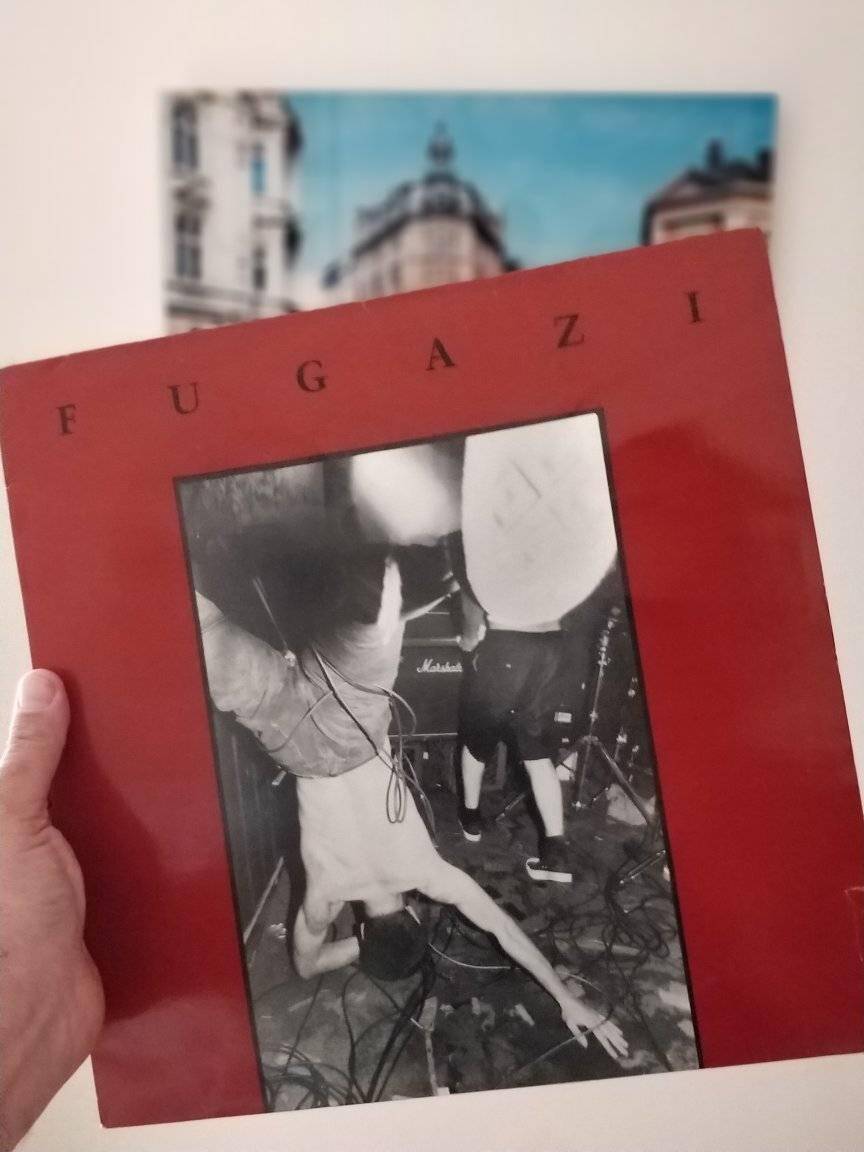 Platten-Cover: Fugazi - s/t